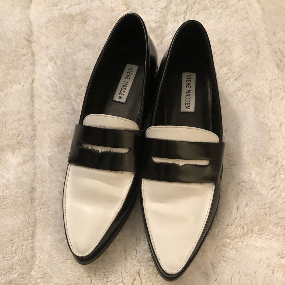 Black & White Loafer